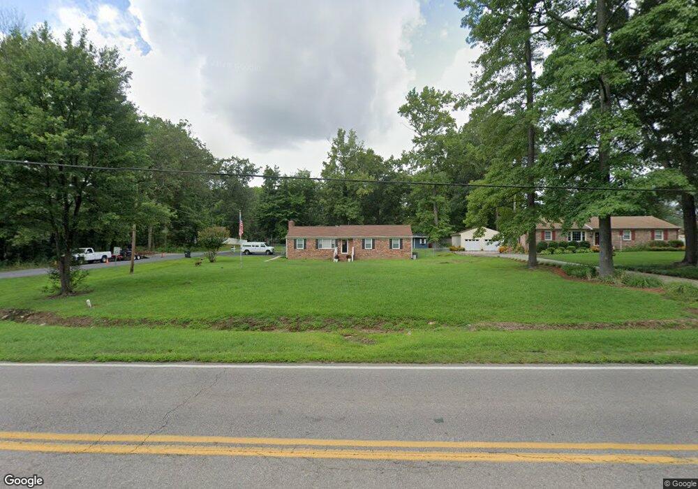 10918 S Crater Rd, Petersburg, VA 23805 - photo 1