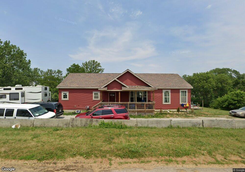 304 W Mohawk Dr, Mingo, IA 50168 - photo 1