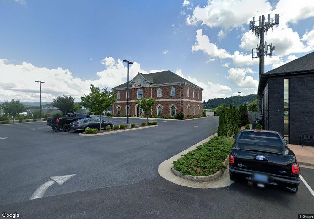 120 University Blvd, Harrisonburg, VA 22801 - photo 1