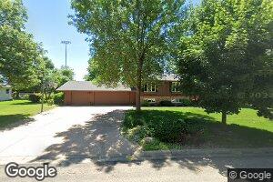 419 S Fairview Dr, Luverne, MN 56156