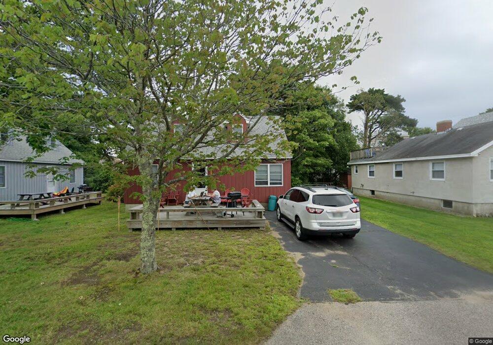 204 S Tibbetts Ave, Wells, ME 04090 - photo 1