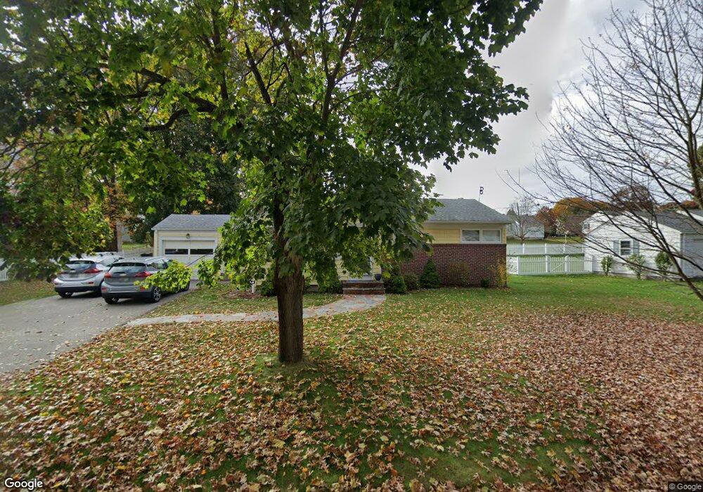 99 Whitewood Dr, Cranston, RI 02920 - photo 1