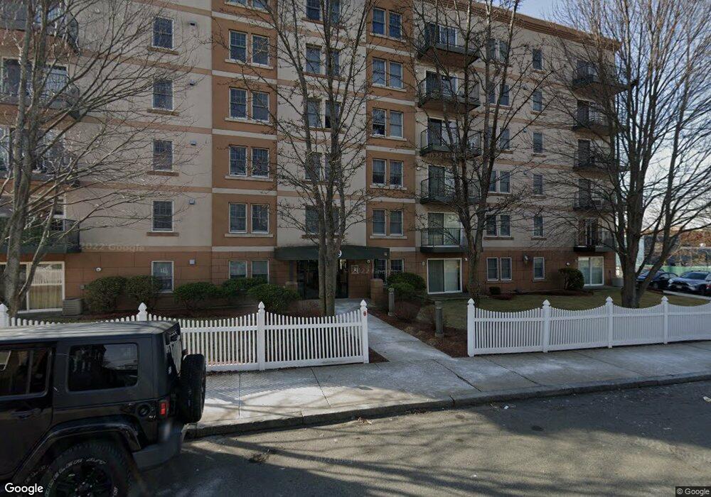 79 Waite St Ext Top Pent House unit 65, Malden, MA 02148 - photo 1
