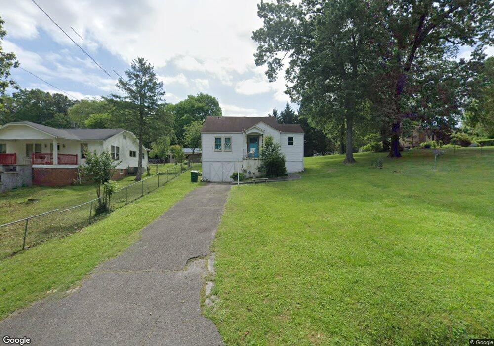 424 Oak St, Rossville, GA 30741 - photo 1