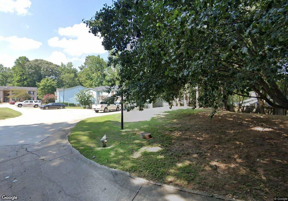 8569 Pineview Ln, Jonesboro, GA 30238 - photo 1