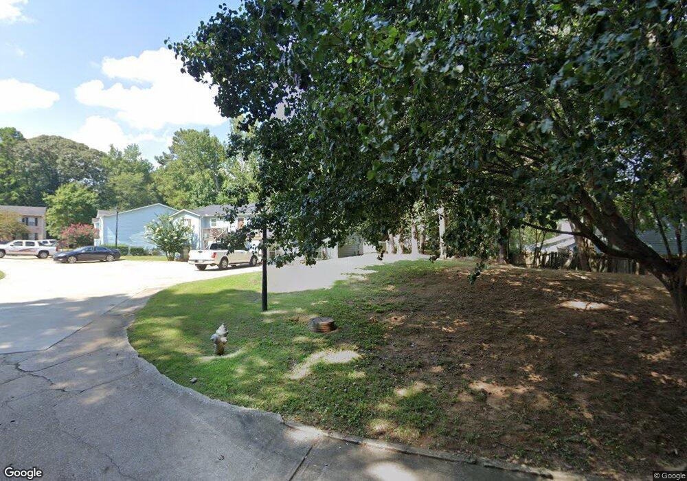 8573 Pineview Ln, Jonesboro, GA 30238 - photo 1