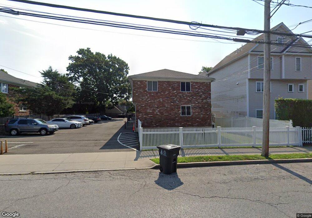 206 Seaside Ave unit 5, Stamford, CT 06902 - photo 1