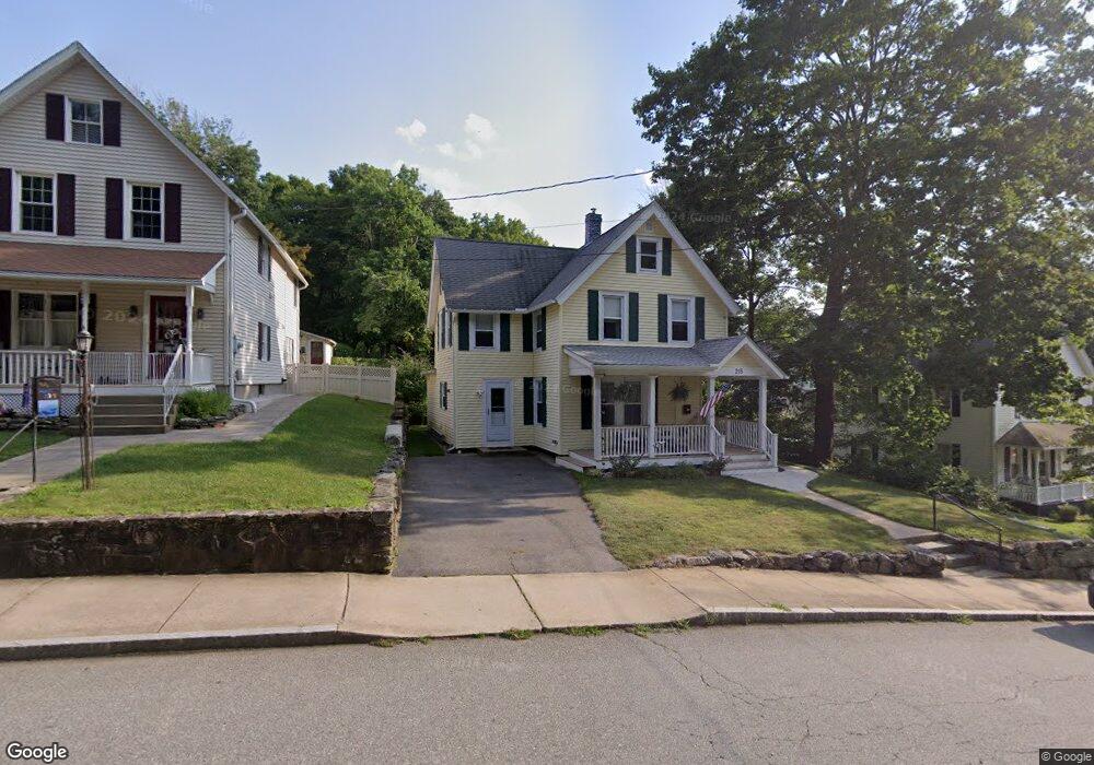 215 Rockwell St, Norwich, CT 06360 - photo 1