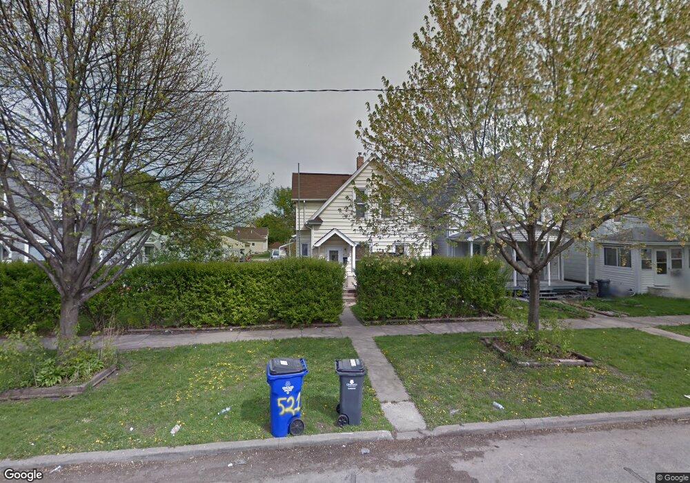 521 9th St SW, Cedar Rapids, IA 52404 - photo 1