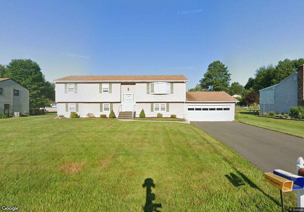 151 Willowcrest Dr, Windsor, CT 06095 - photo 1