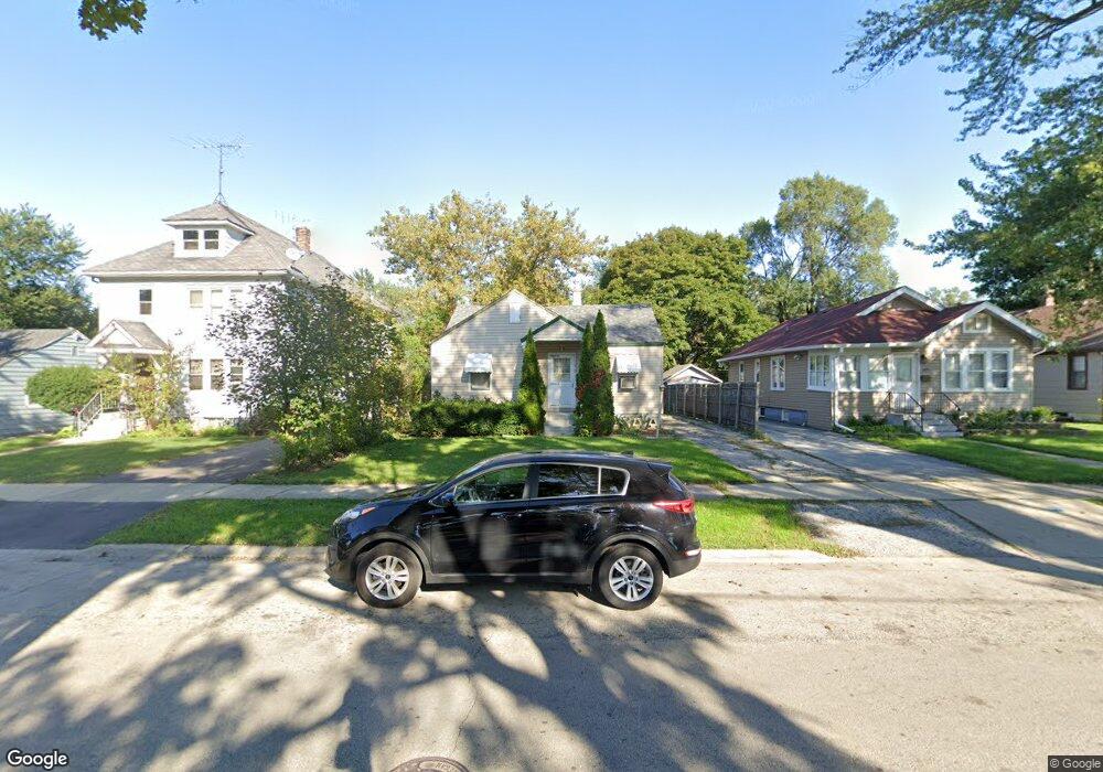 301 Judge Ave, Waukegan, IL 60085 - photo 1