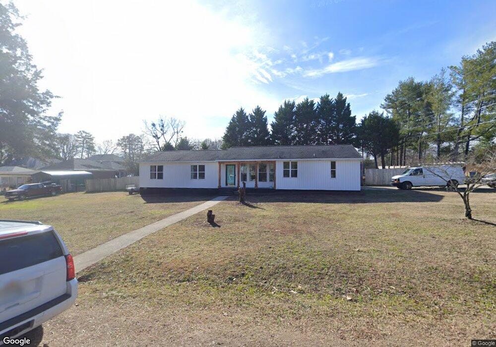 810 Cherokee Dr, Clover, SC 29710 - photo 1