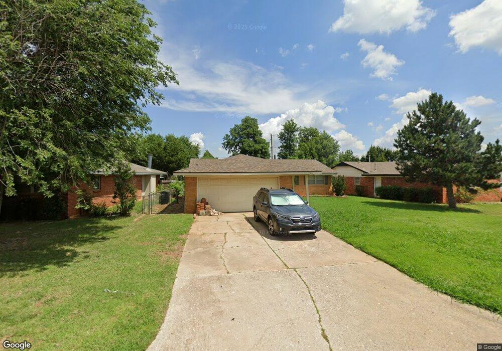 5617 NW 66th St, Warr Acres, OK 73132 - photo 1