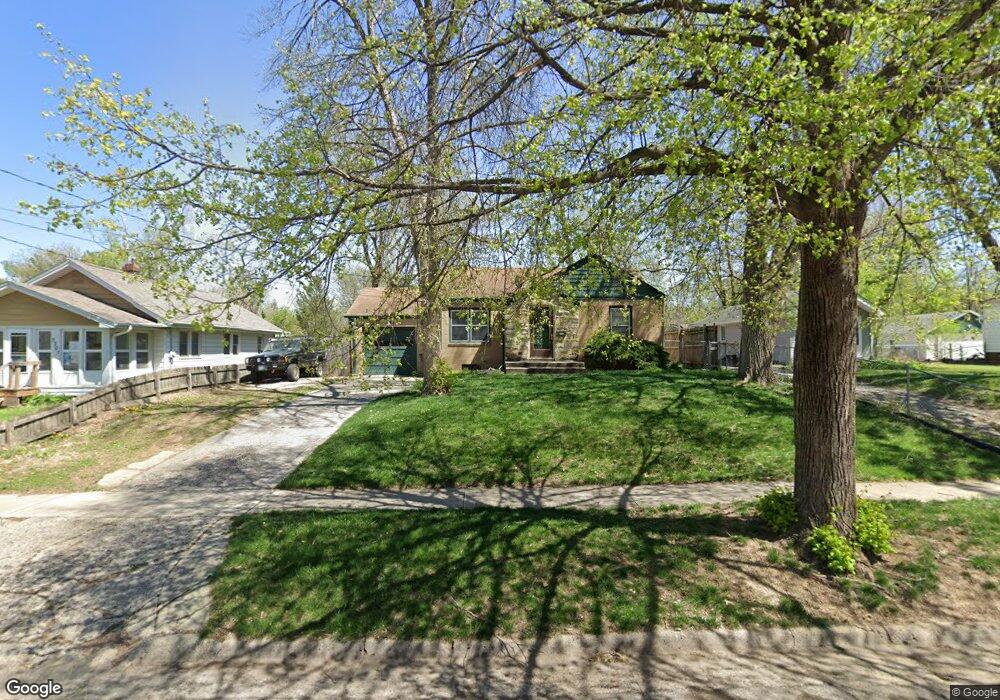 2621 53rd St, Des Moines, IA 50310 - photo 1