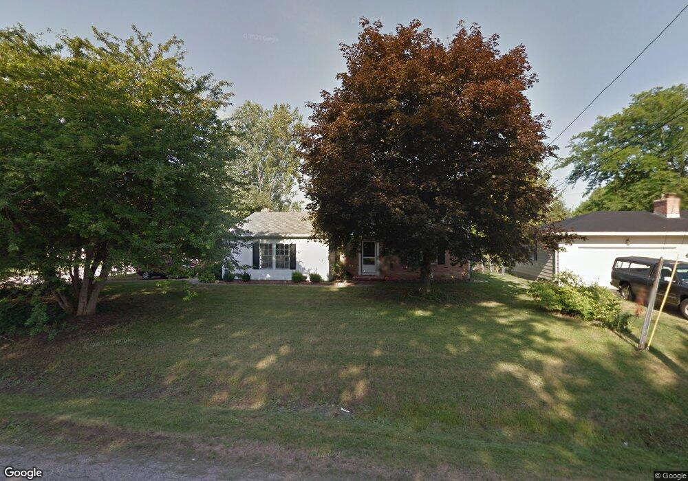 2119 Armstrong Rd, Lansing, MI 48917 - photo 1