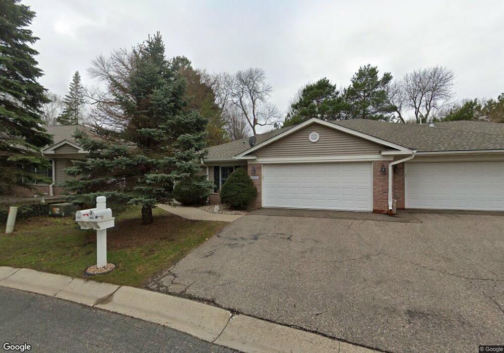 5232 Spring Cir, Excelsior, MN 55331 - photo 1