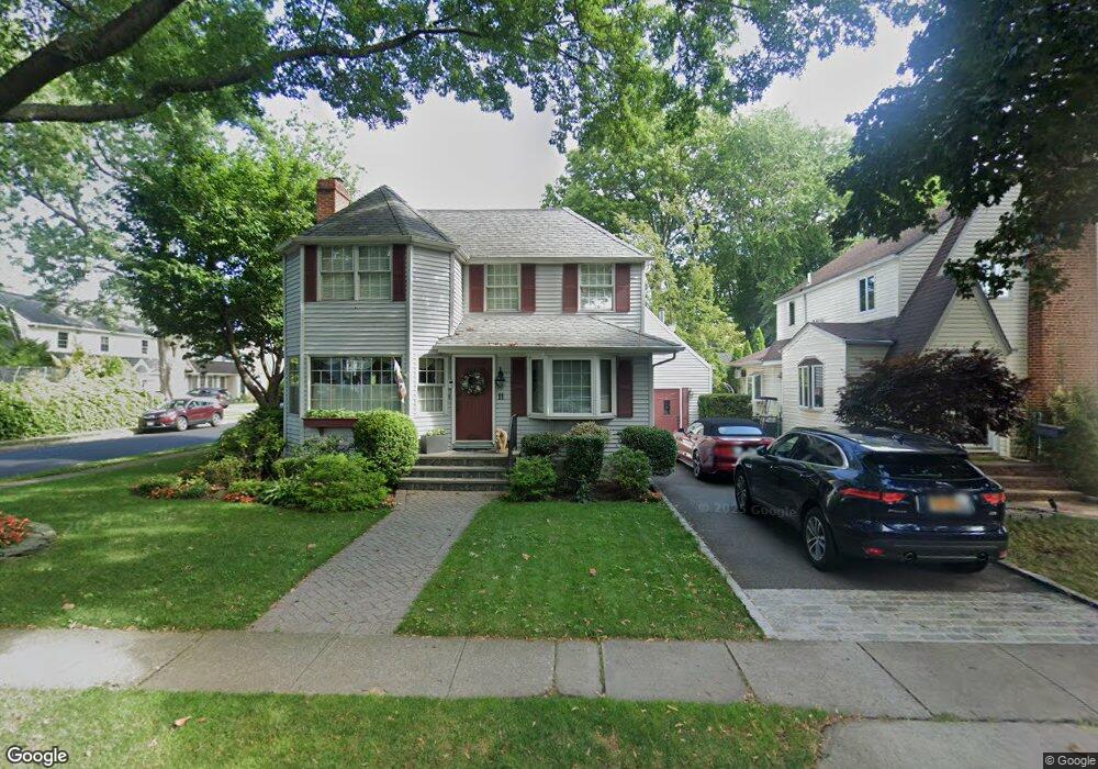 11 Chester Ave, Garden City, NY 11530 - photo 1