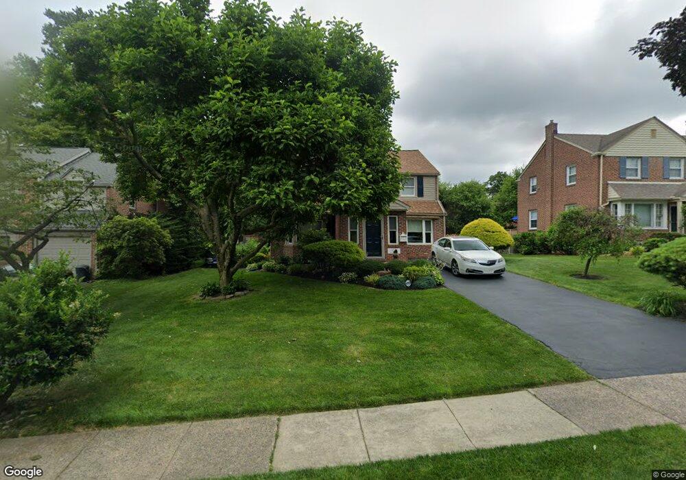 1723 Ridgeway Rd, Havertown, PA 19083 - photo 1