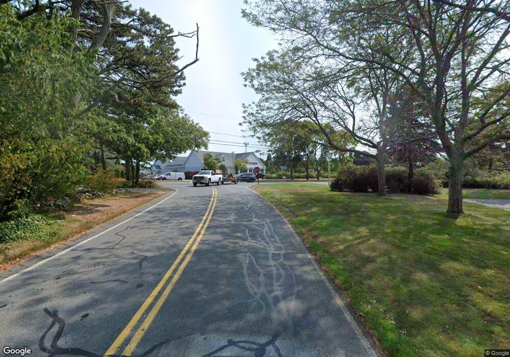 817 Strawberry Hill Rd, Centerville, MA 02632 - photo 1