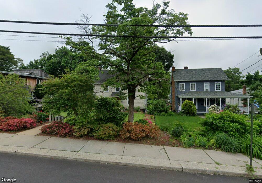 18 3rd Ave unit 1, Port Washington, NY 11050 - photo 1