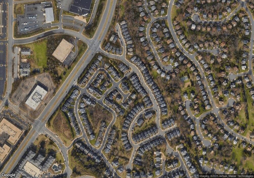 13826 Rembrandt Way, Chantilly, VA 20151 - photo 1