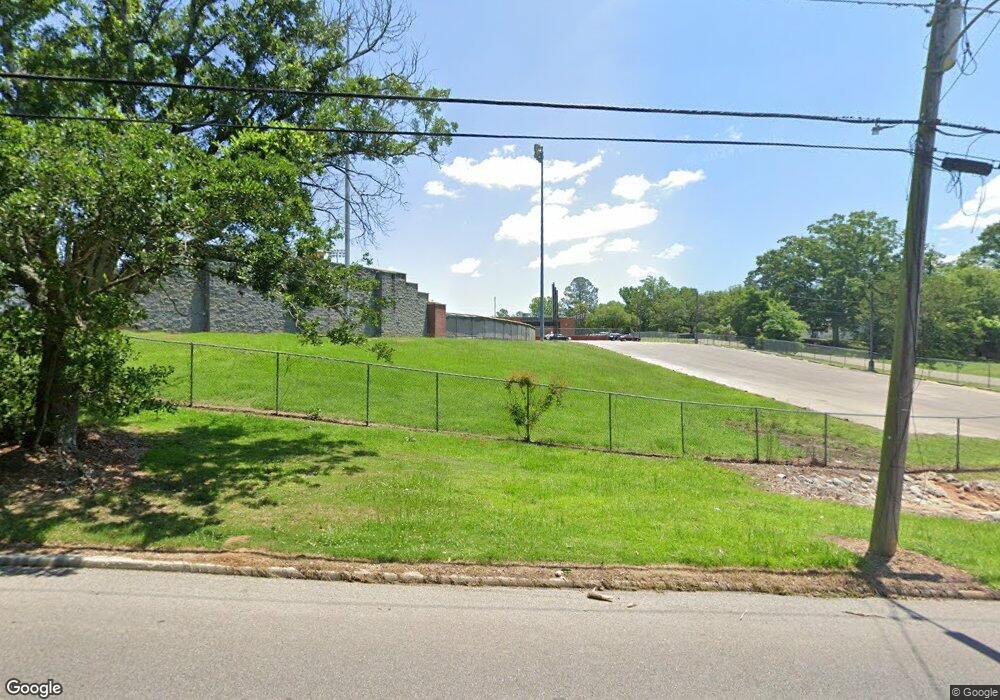 1113 N 13th Ave, Laurel, MS 39440 - photo 1