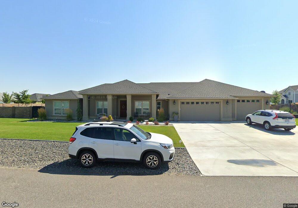 11542 Mathews Rd unit Room for all your to, Pasco, WA 99301 - photo 1