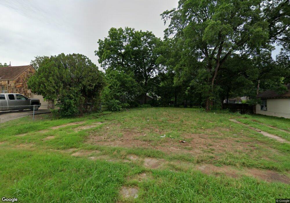 12 7th Ave NW, Ardmore, OK 73401 - photo 1