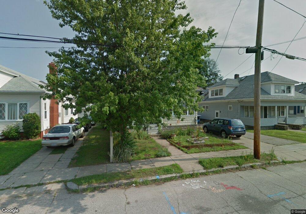 147 Ferncrest Ave, Cranston, RI 02905 - photo 1