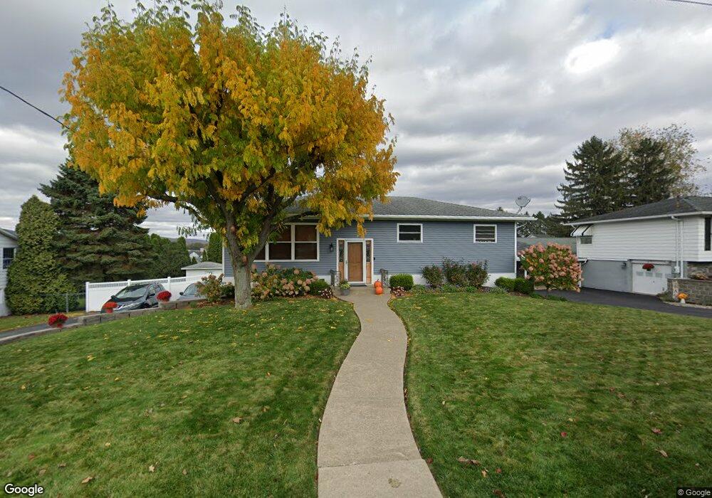 427 Jessup St, Dunmore, PA 18512 - photo 1