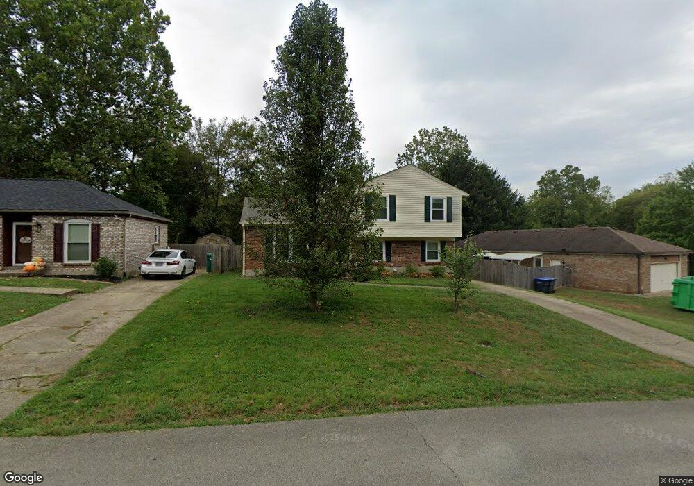 6911 Spourtland Dr, Louisville, KY 40228 - photo 1