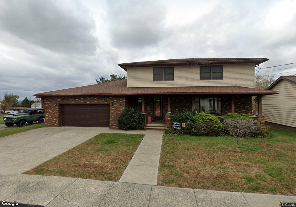 217 Allen St, Dunmore, PA 18512 - photo 1