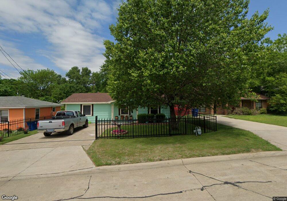 608 W Linden St, Ennis, TX 75119 - photo 1