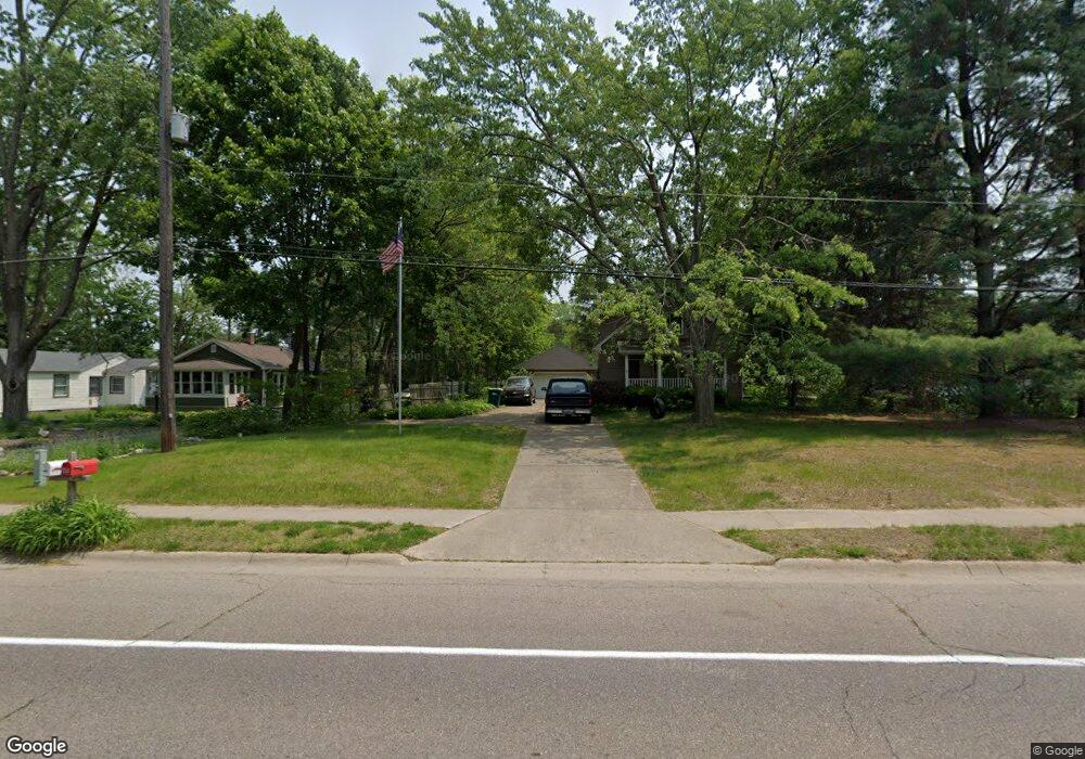 554 N Mckinley Rd, Flushing, MI 48433 - photo 1