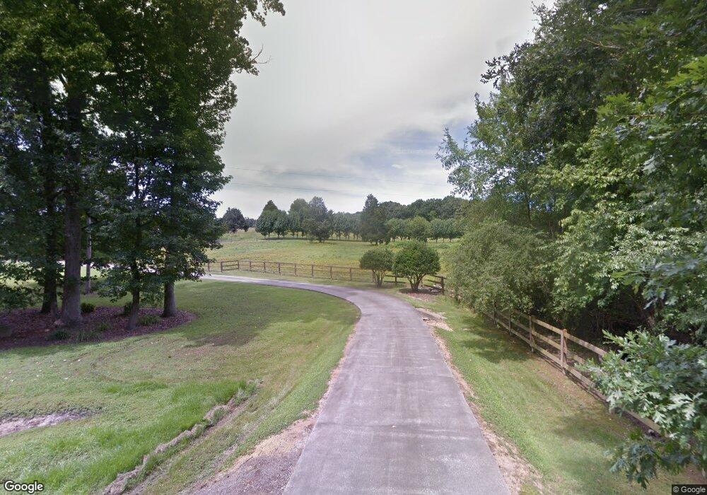 495 Cumberland Dr NE, Calhoun, GA 30701 - photo 1