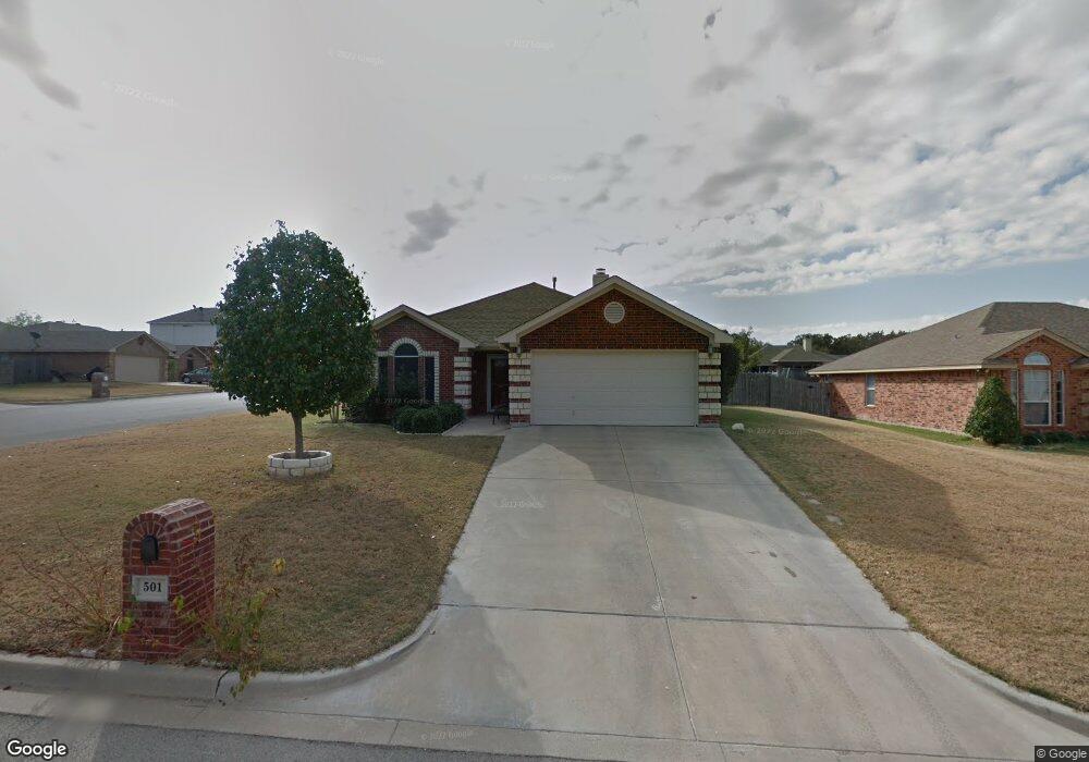 501 Crow Ave, Weatherford, TX 76085 - photo 1