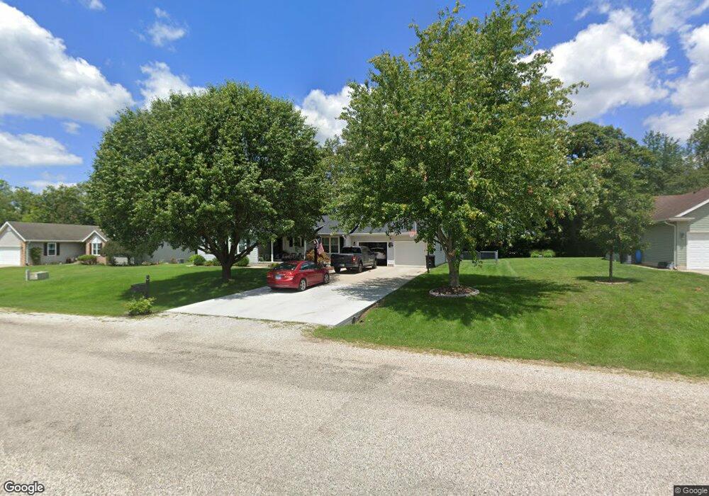 9752 E Bloomfield Hills Dr, Effingham, IL 62401 - photo 1