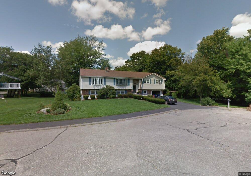 4 Linden Cir, Woburn, MA 01801 - photo 1