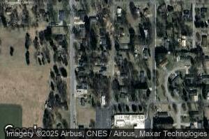 520 S 2nd St, Edmore, MI 48829
