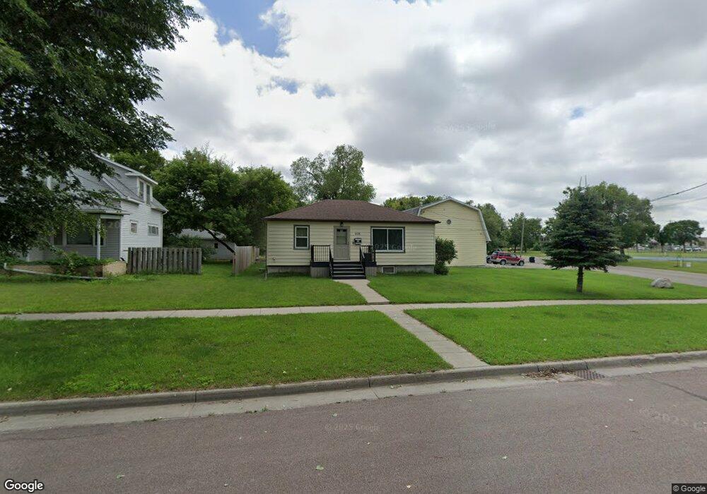1538 4th Ave N, Fargo, ND 58102 - photo 1