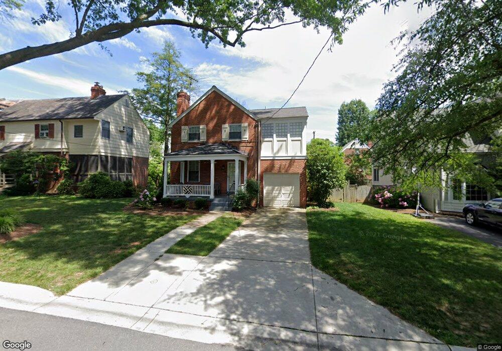 4609 Cheltenham Dr, Bethesda, MD 20814 - photo 1