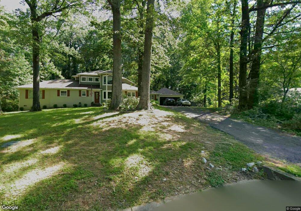 9708 Ashby Rd, Fairfax, VA 22031 - photo 1