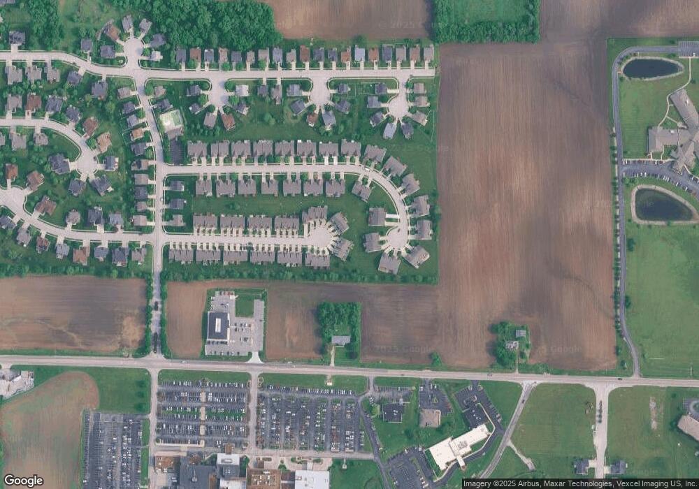 6852 Hampshire Ct, Maryville, IL 62062 - photo 1