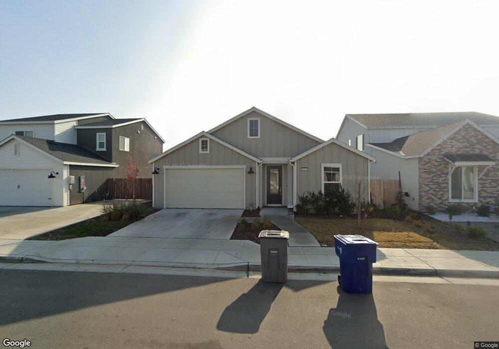 6453 E Ramona Way, Fresno, CA 93727 - photo 1