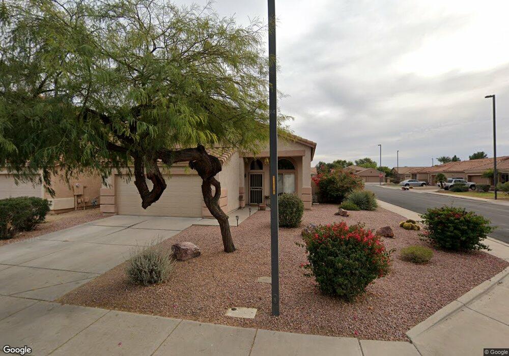 3075 E Desert Ln, Gilbert, AZ 85234 - photo 1