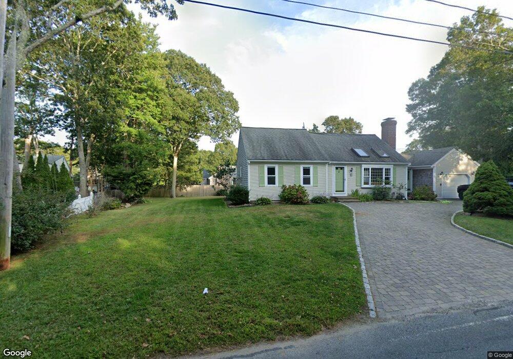 438 Old Strawberry Hill Rd, Hyannis, MA 2601 - photo 1