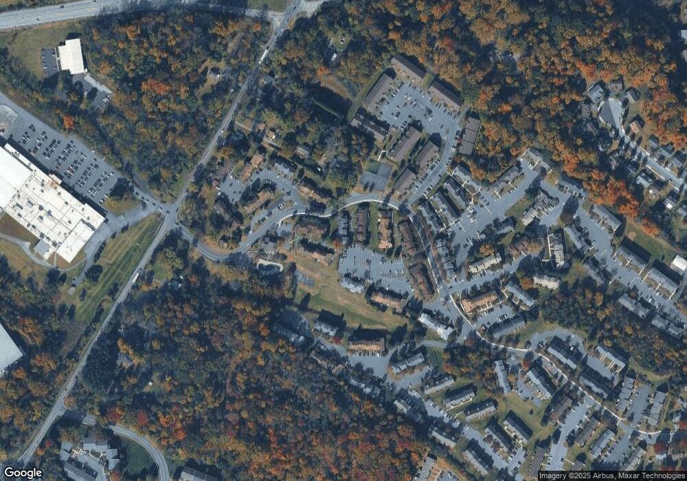 27-1 Wister Way, Reading, PA 19606 - photo 1