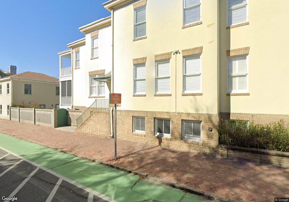 225 E Huntingdon St, Savannah, GA 31401 - photo 1