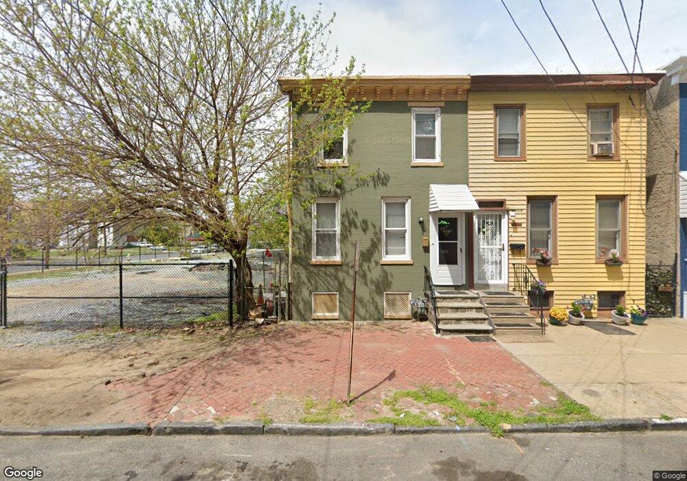 507 Benson St, Camden, NJ 08103 - photo 1