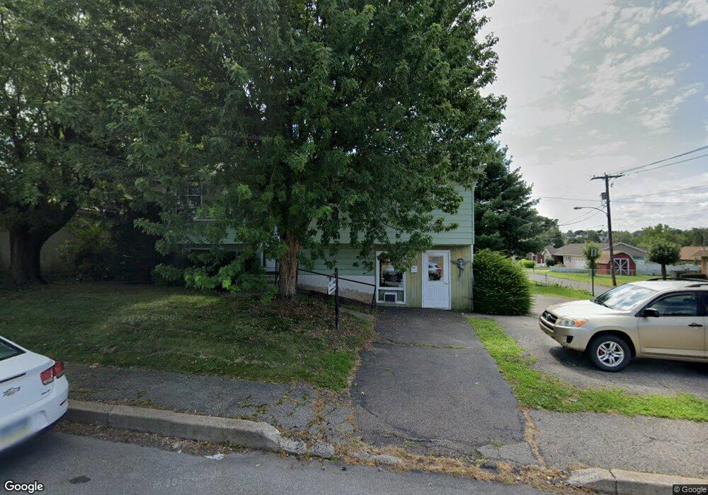 930 W 21st St, Hazleton, PA 18202 - photo 1